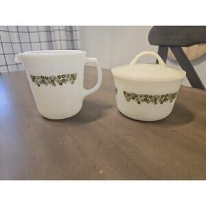 Pyrex Spring Blossom Crazy Daisy Creamer and Sugar Bowl with Lid EUC